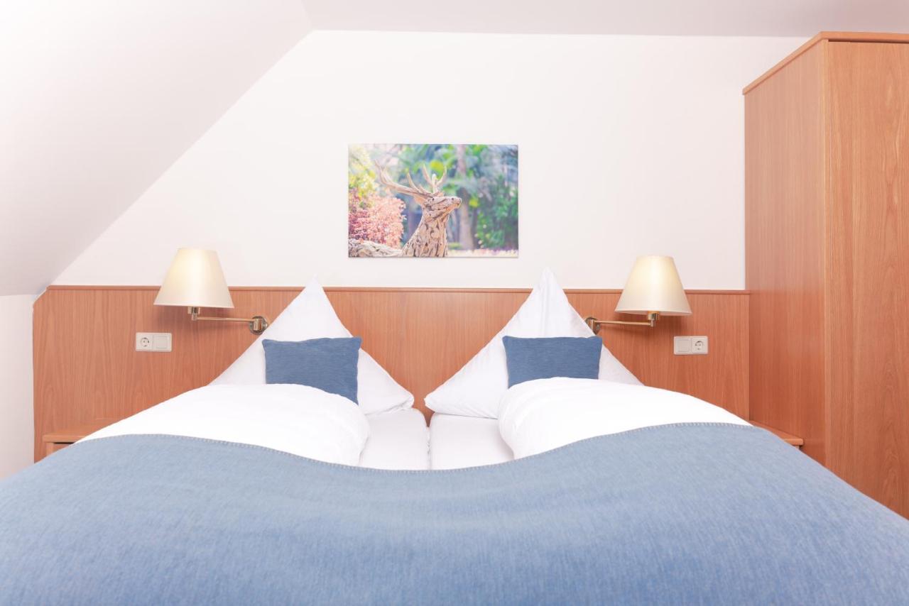 Genusshotel Hirschen - Erholung Im Gruenen Sallneck Bagian luar foto
