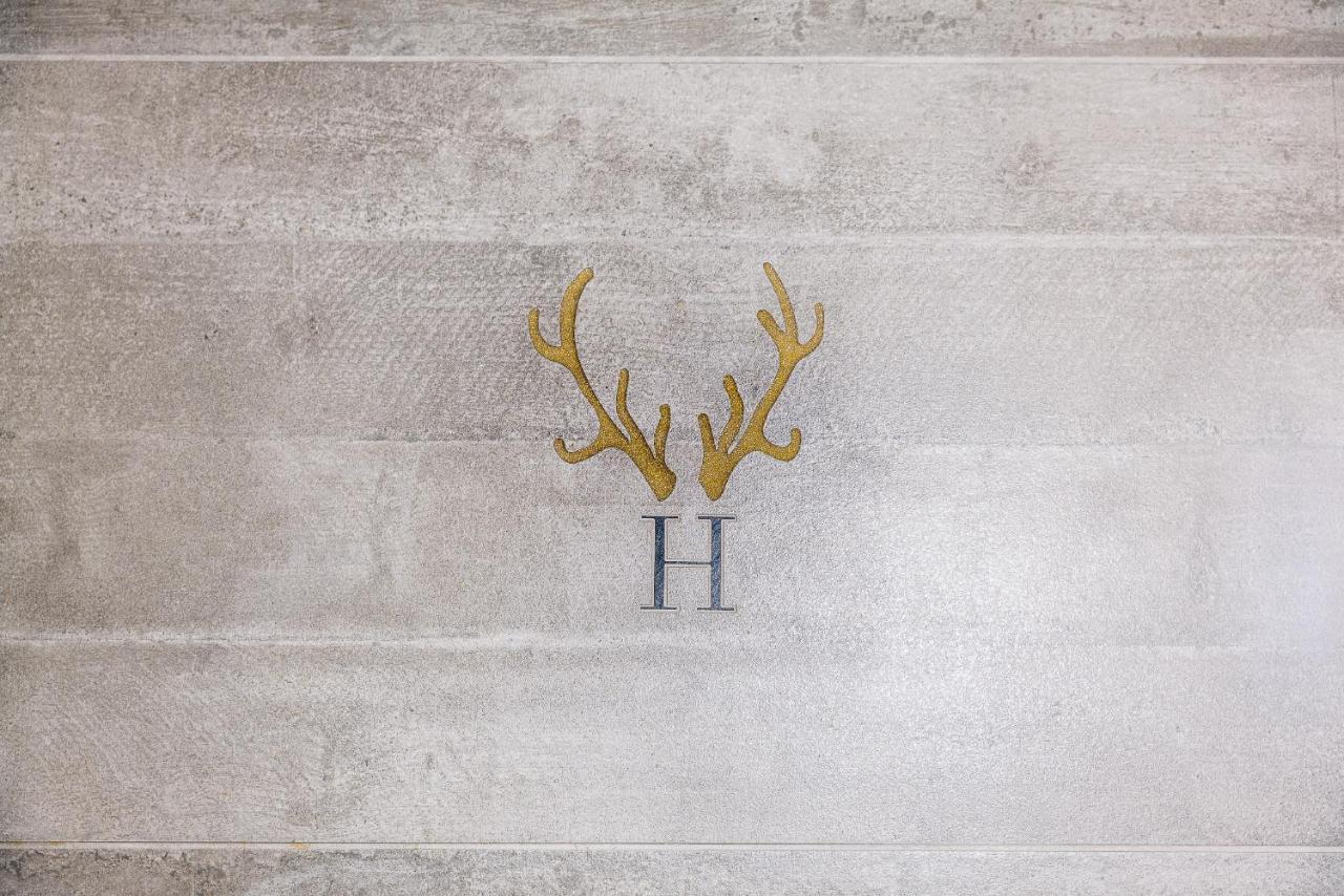 Genusshotel Hirschen - Erholung Im Gruenen Sallneck Bagian luar foto